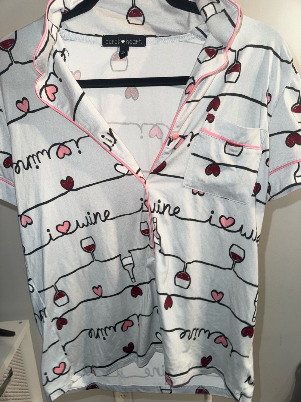Derek Heart White Short-Sleeve Pajama Top with Pink & Red Heart Wine Print - Picture 3 of 5